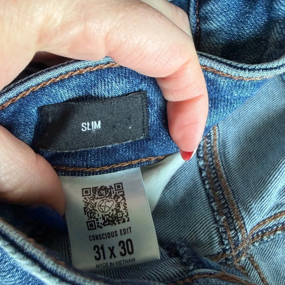 Express Conscious Edit Slim Ankle Jeans Medium Wash Size 31 / 12